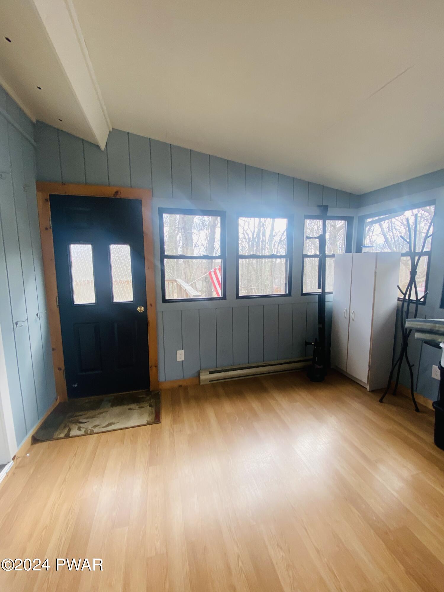 Lords Valley, Pennsylvania 18428, United States, 3 Bedrooms Bedrooms, ,2 BathroomsBathrooms,Residential,Pending,63602