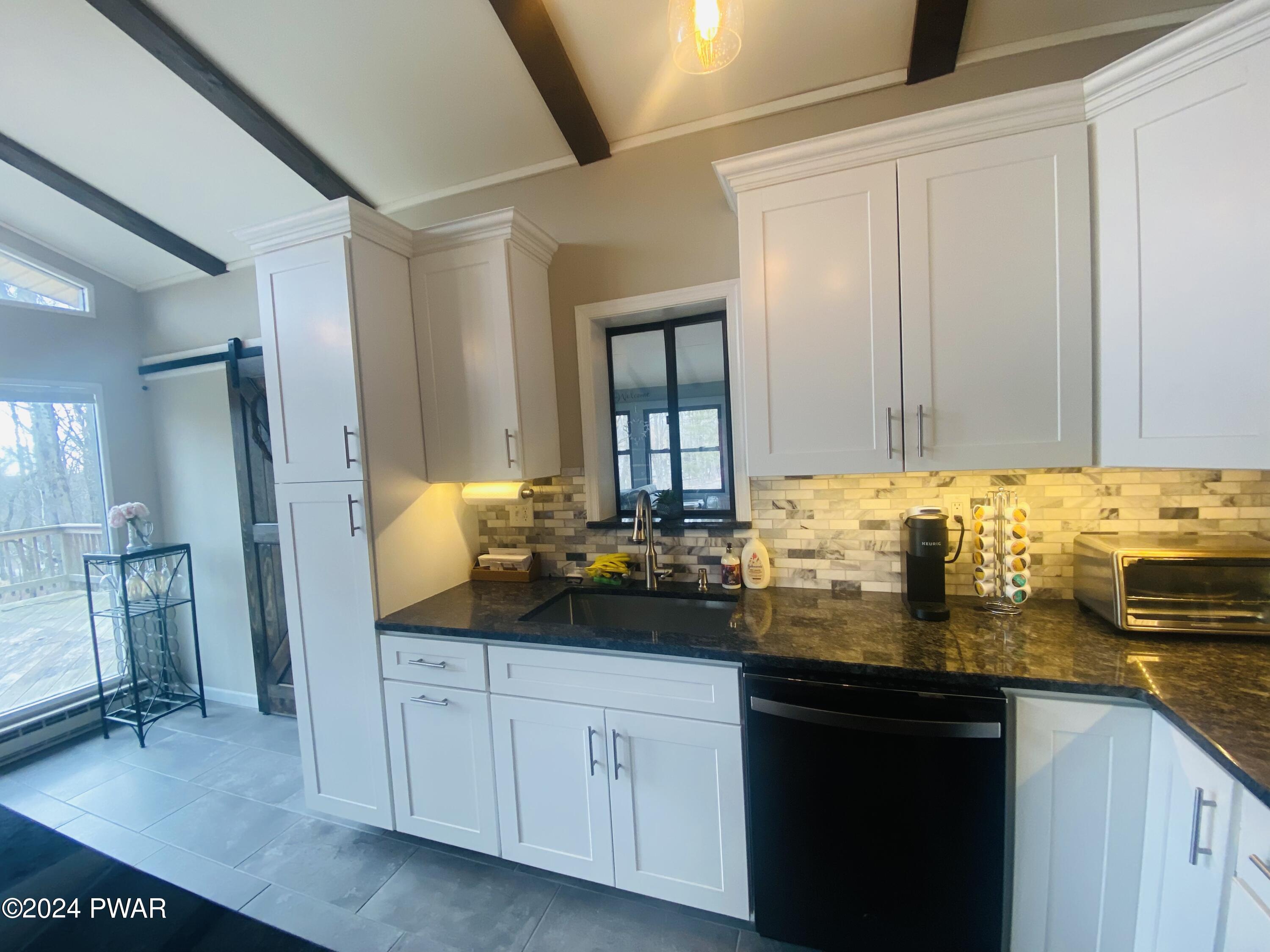 Lords Valley, Pennsylvania 18428, United States, 3 Bedrooms Bedrooms, ,2 BathroomsBathrooms,Residential,Pending,63602