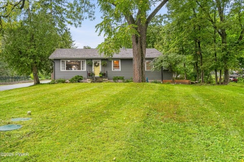 Homes For Sale - 125 Old Owego Turnpike<br/> Pike County, Milford, PA 18337