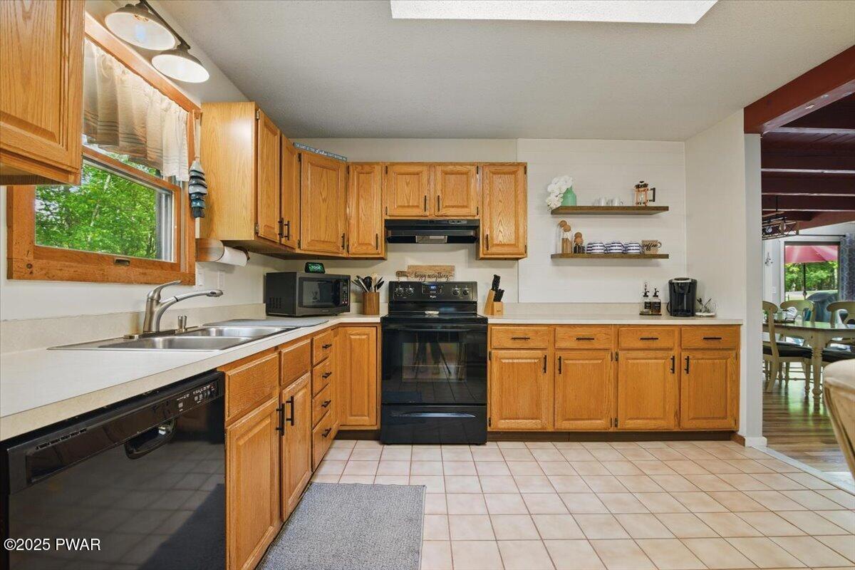 173 Paper Birch, Tafton, Pennsylvania image 15