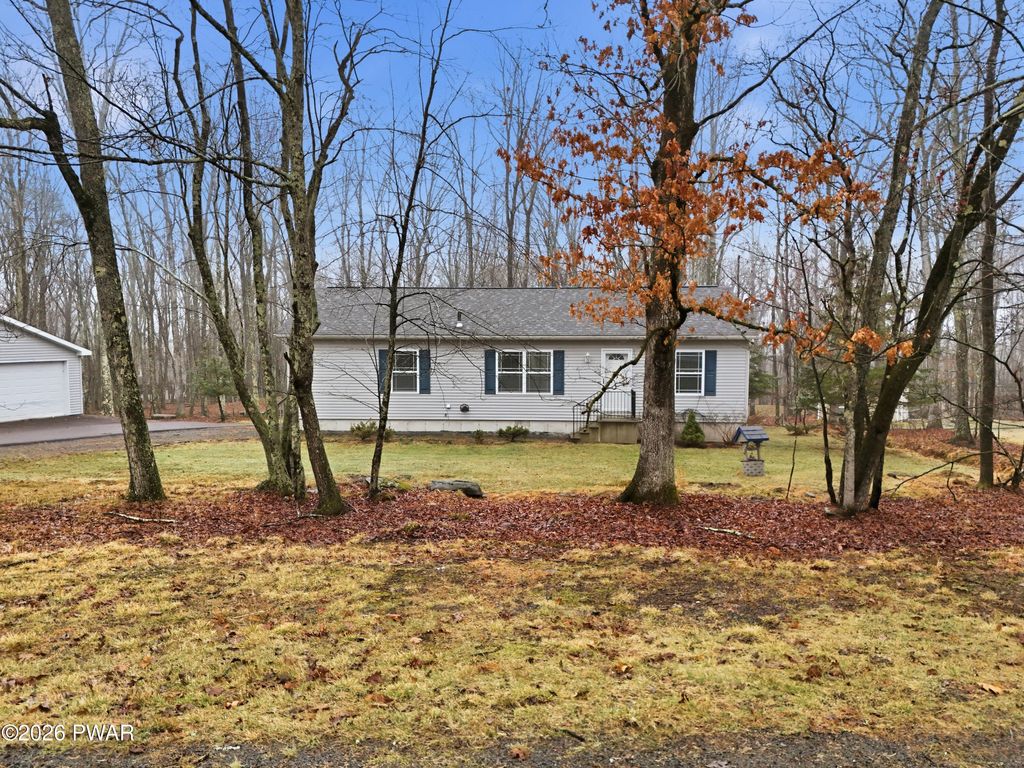 Photo of 146 Tink Wig Drive, Hawley, PA 18428 (MLS # PW260830)