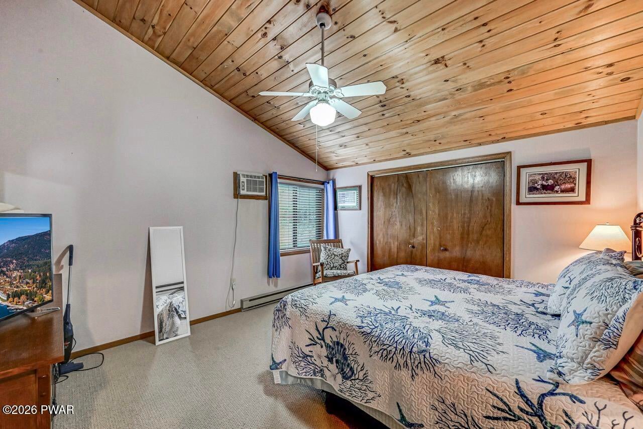 Lake Ariel, Pennsylvania, 18436, United States, 4 Bedrooms Bedrooms, ,3 BathroomsBathrooms,Residential,Active,2042209