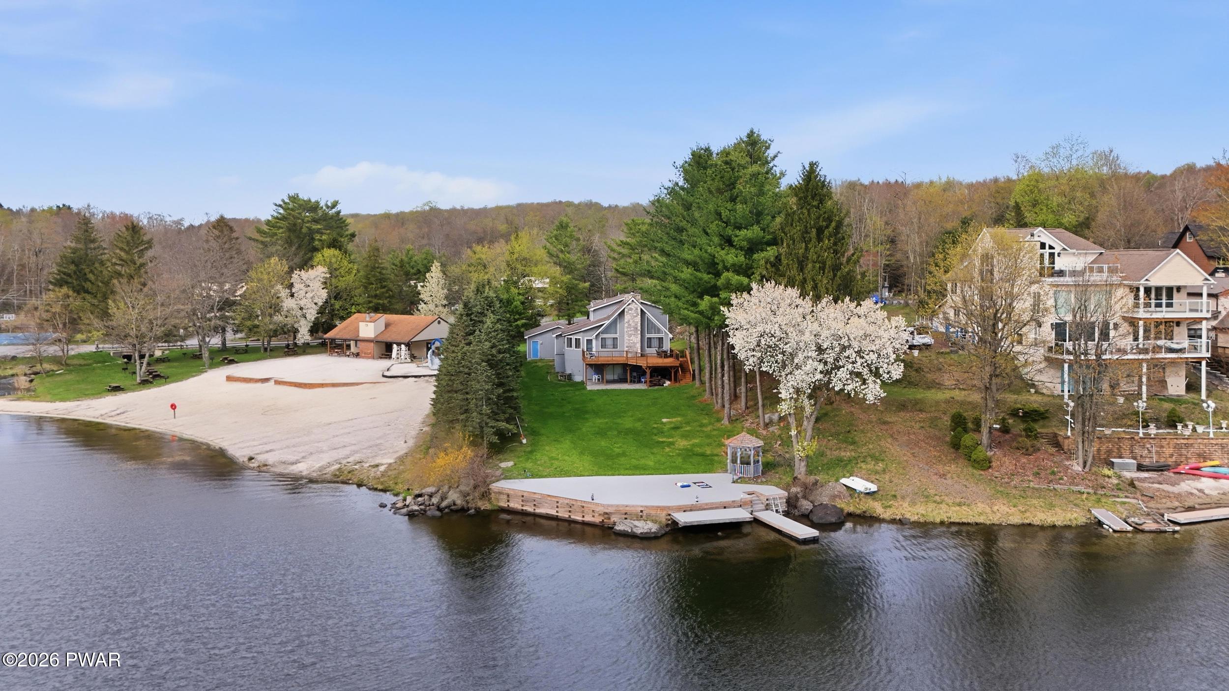 Lake Ariel, Pennsylvania, 18436, United States, 4 Bedrooms Bedrooms, ,3 BathroomsBathrooms,Residential,Active,2042209