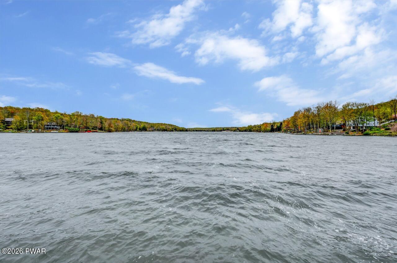 Lake Ariel, Pennsylvania, 18436, United States, 4 Bedrooms Bedrooms, ,3 BathroomsBathrooms,Residential,Active,2042209