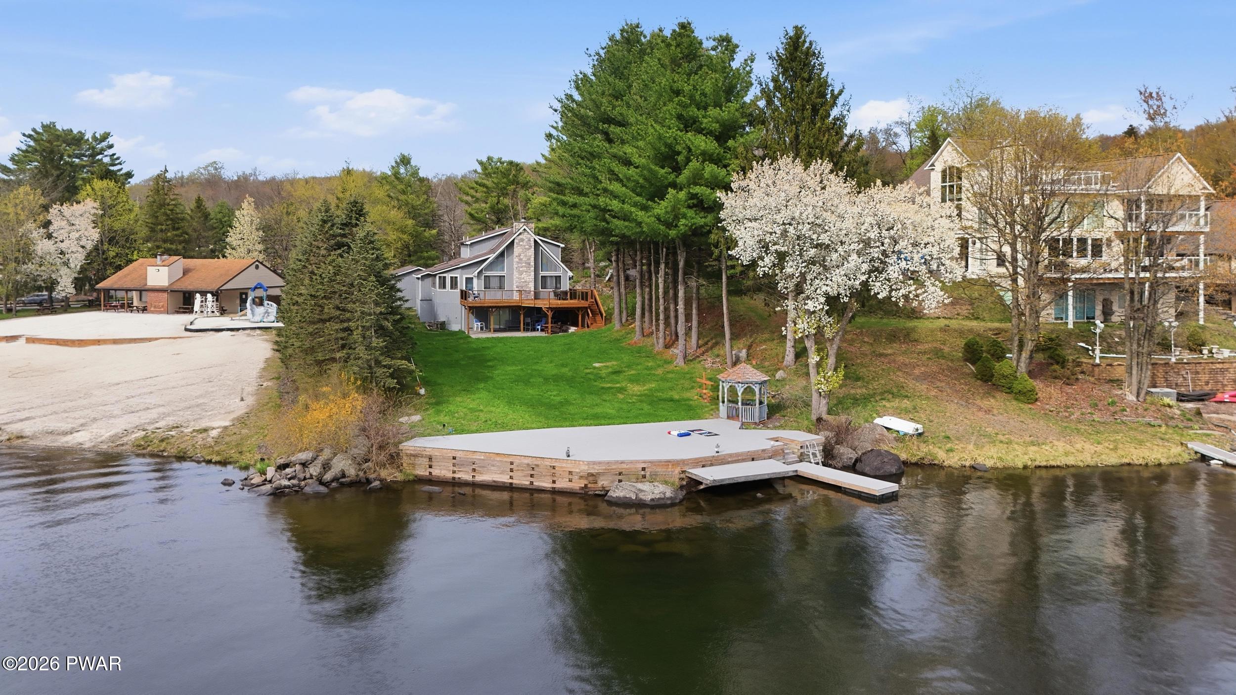 Lake Ariel, Pennsylvania, 18436, United States, 4 Bedrooms Bedrooms, ,3 BathroomsBathrooms,Residential,Active,2042209