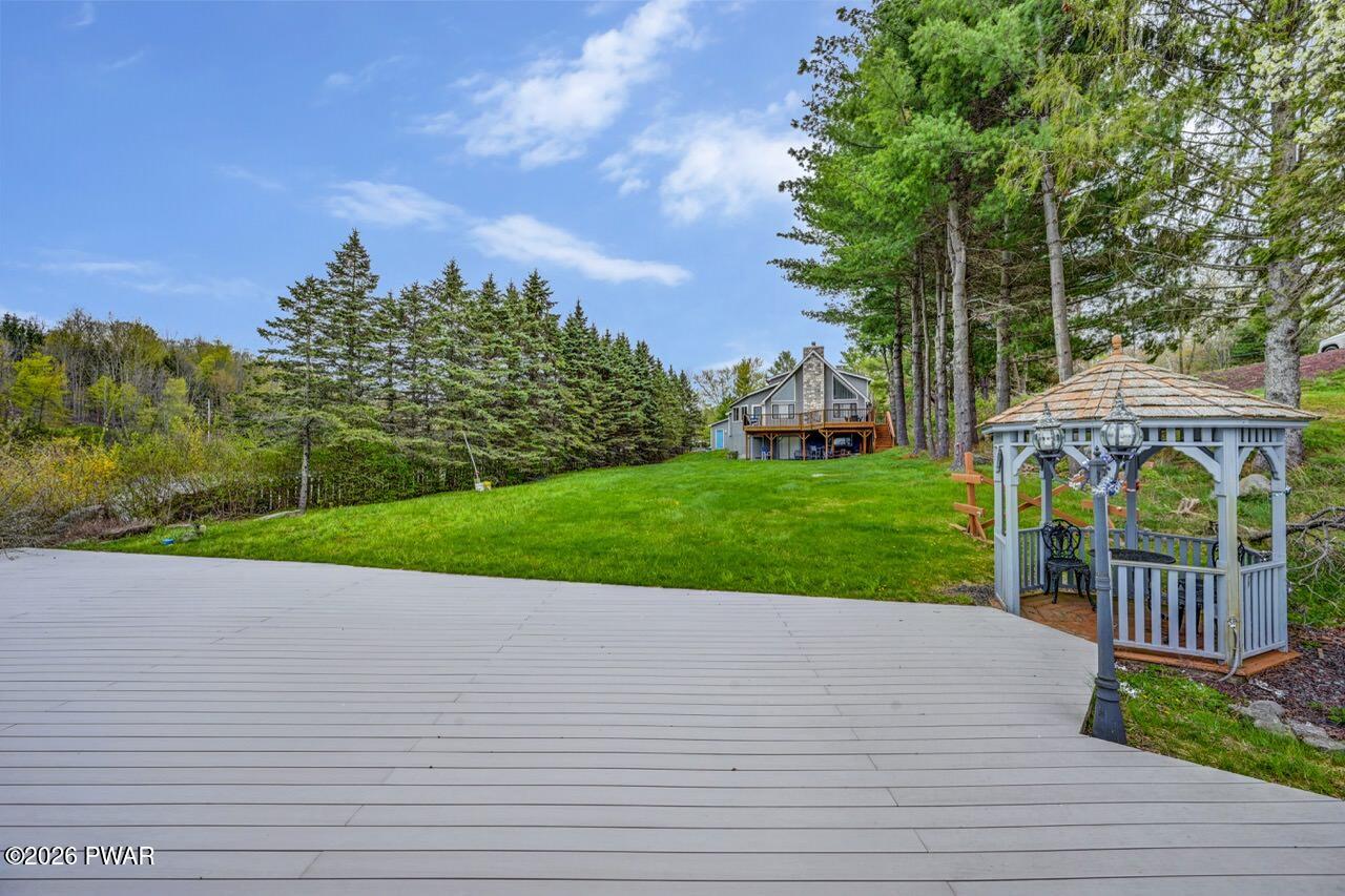 Lake Ariel, Pennsylvania, 18436, United States, 4 Bedrooms Bedrooms, ,3 BathroomsBathrooms,Residential,Active,2042209
