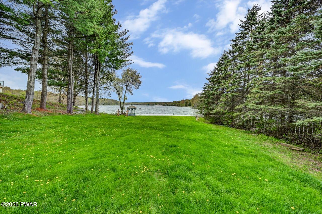 Lake Ariel, Pennsylvania, 18436, United States, 4 Bedrooms Bedrooms, ,3 BathroomsBathrooms,Residential,Active,2042209