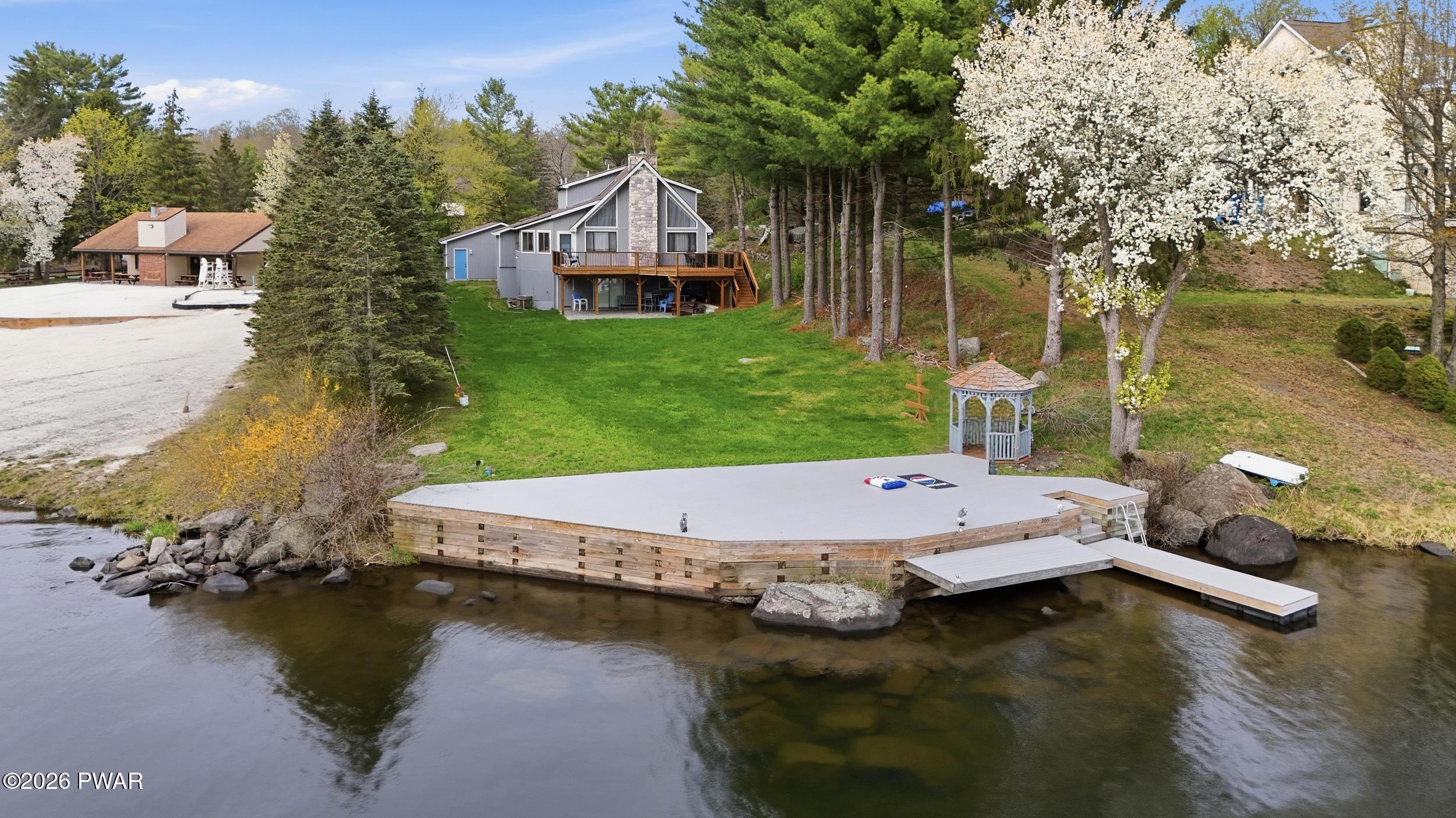 Lake Ariel, Pennsylvania, 18436, United States, 4 Bedrooms Bedrooms, ,3 BathroomsBathrooms,Residential,Active,2042209