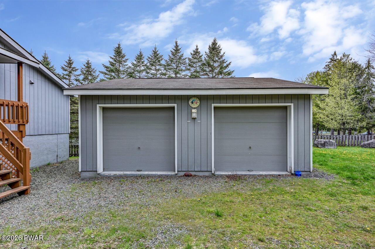 Lake Ariel, Pennsylvania, 18436, United States, 4 Bedrooms Bedrooms, ,3 BathroomsBathrooms,Residential,Active,2042209