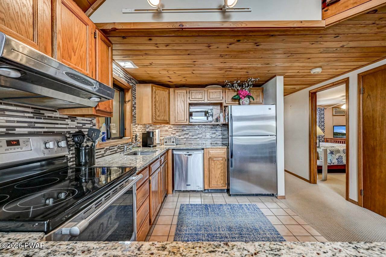 Lake Ariel, Pennsylvania, 18436, United States, 4 Bedrooms Bedrooms, ,3 BathroomsBathrooms,Residential,Active,2042209