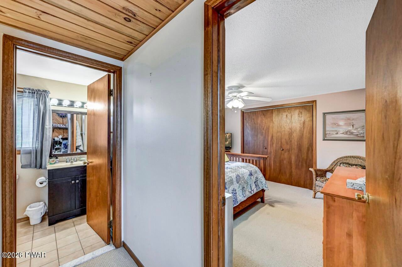 Lake Ariel, Pennsylvania, 18436, United States, 4 Bedrooms Bedrooms, ,3 BathroomsBathrooms,Residential,Active,2042209