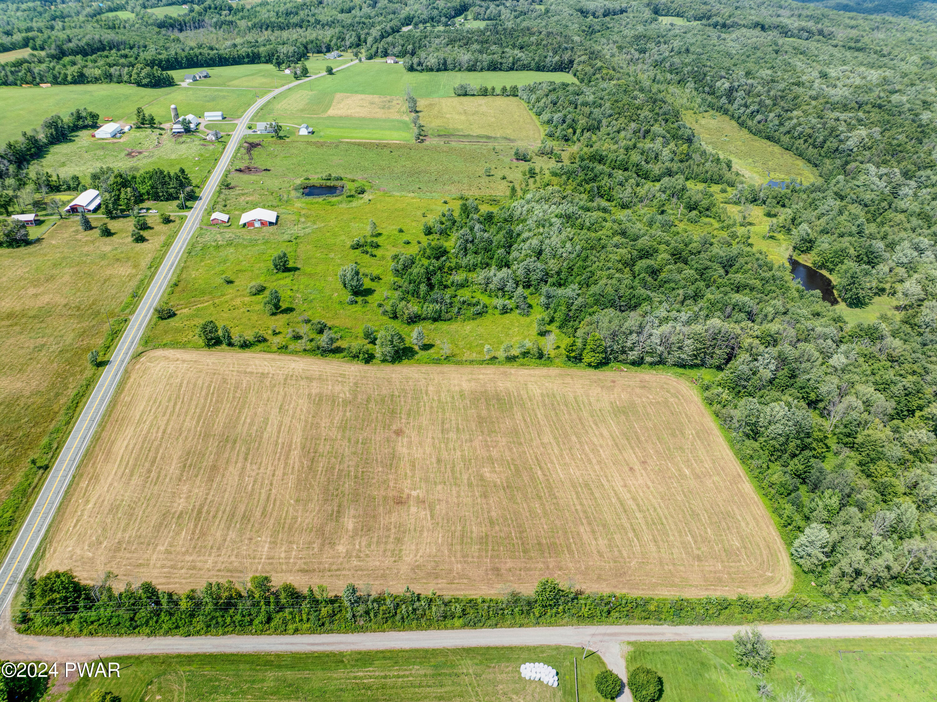 Creamton Rd, Honesdale, Pennsylvania image 18