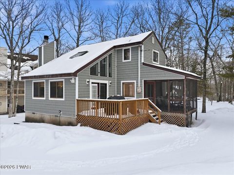 Photo of 215 Tanager Road, Lackawaxen, PA 18435 (MLS # PW260359)