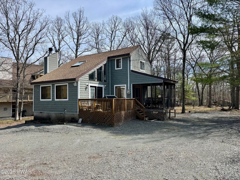 Photo of 215 Tanager Road, Lackawaxen, PA 18435 (MLS # PW260359)