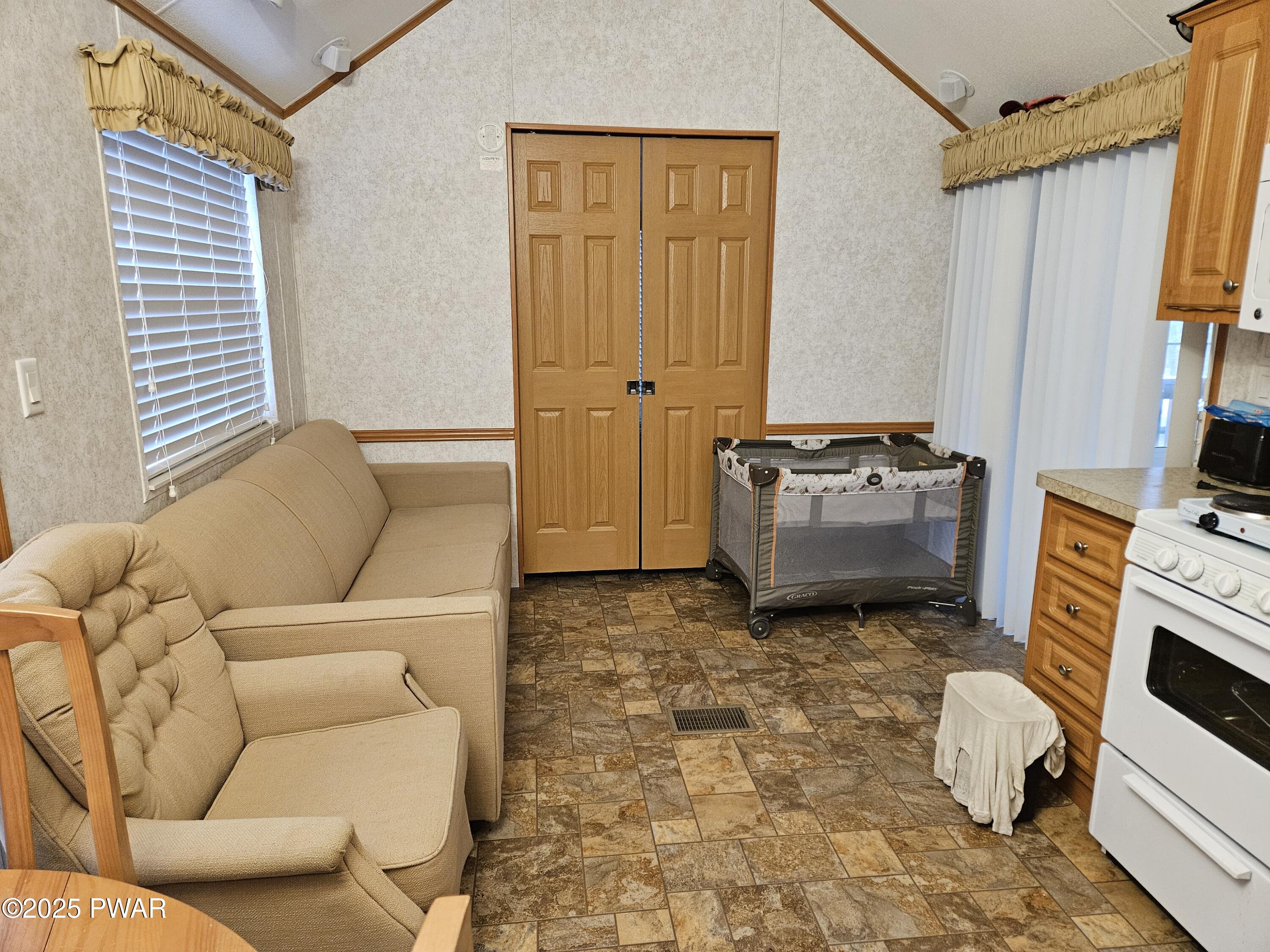 951 Lake Adventure Drive, Milford, Pennsylvania image 15