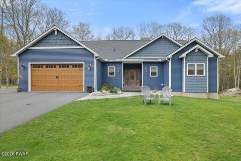 Homes For Sale - 107 Bear Valley Drive<br/> Tafton, PA 18464