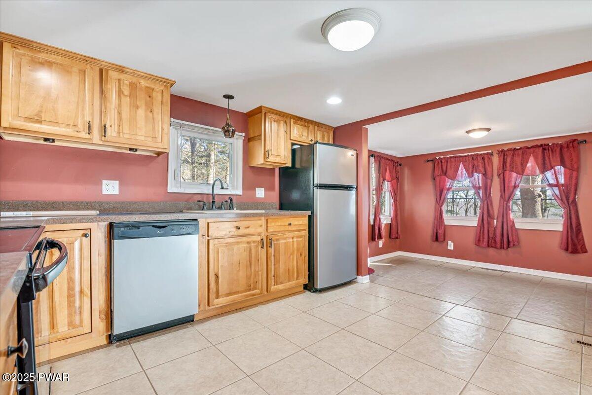 209 Shiny Mountain Road, Greentown, Pennsylvania image 10