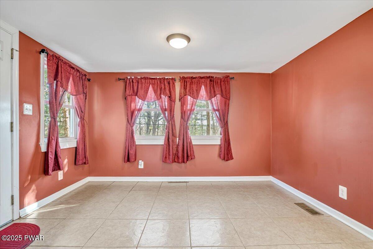 209 Shiny Mountain Road, Greentown, Pennsylvania image 11