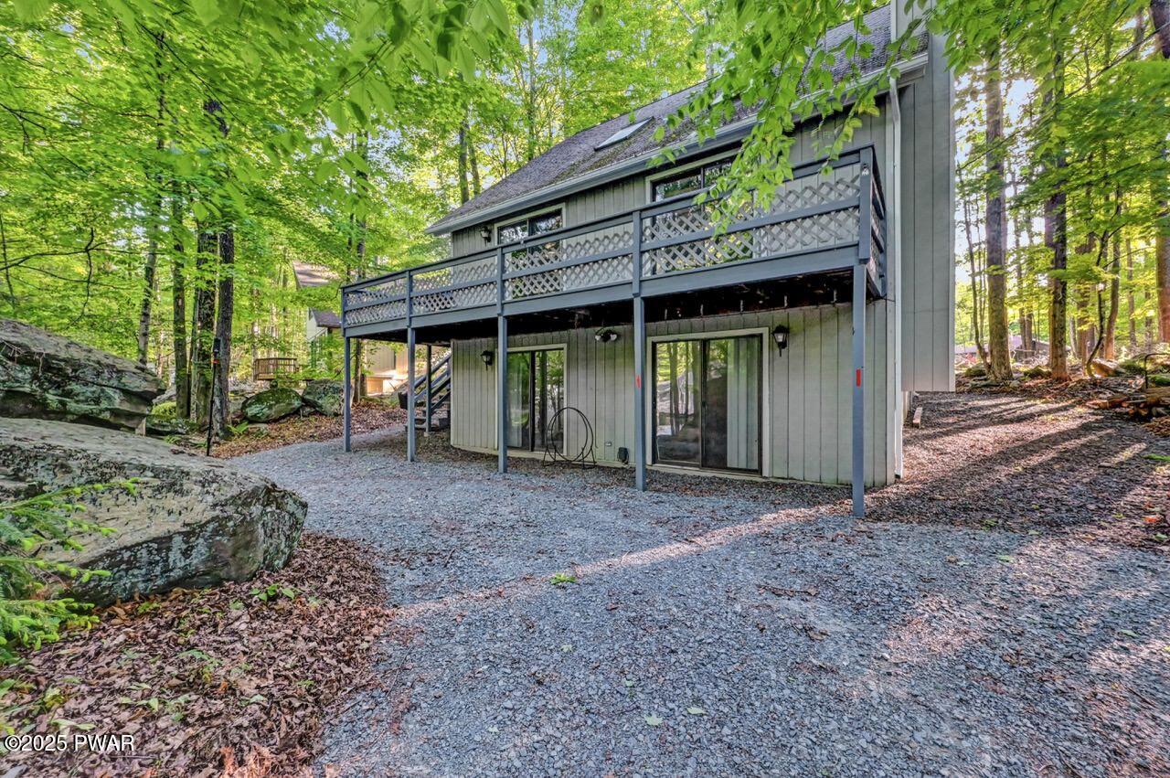 24 Lakewood Drive, Lake Ariel, Pennsylvania image 2