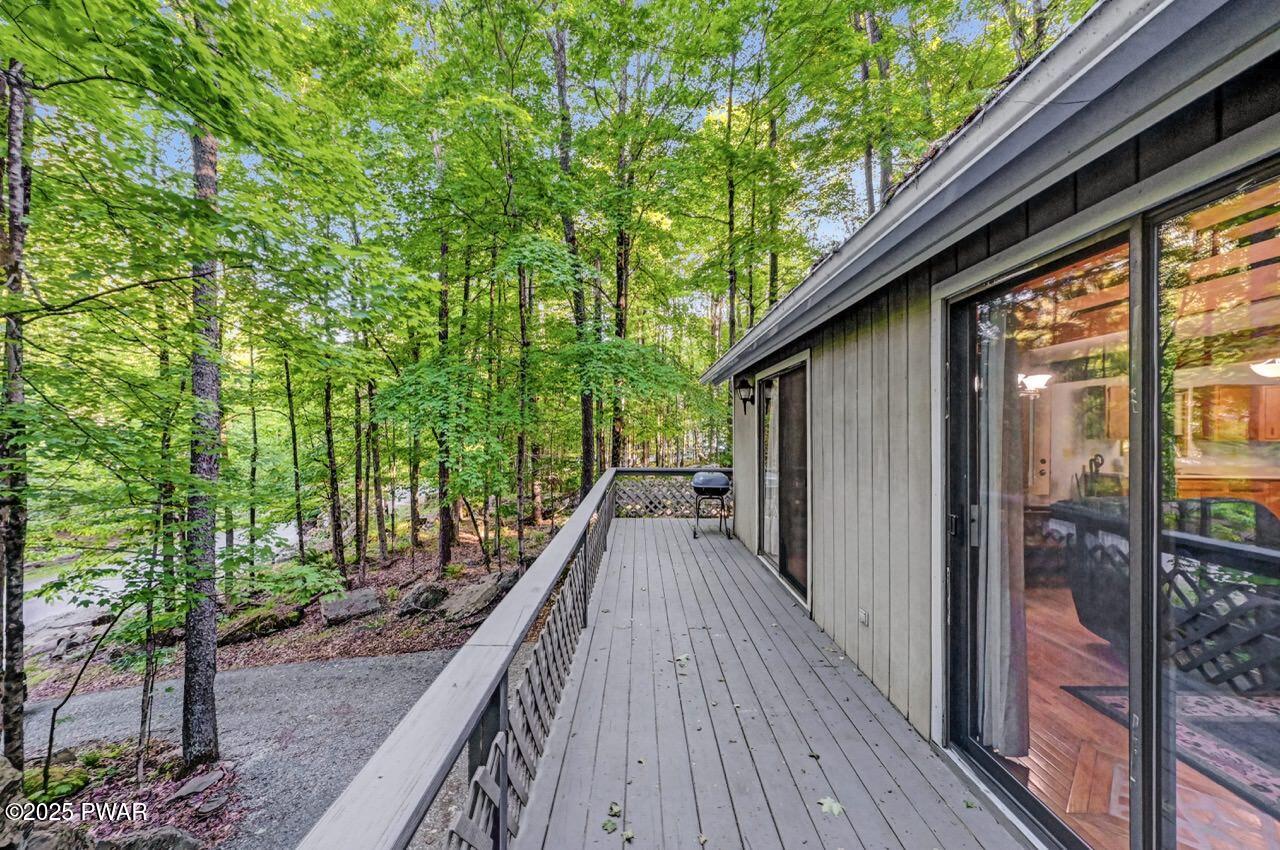 24 Lakewood Drive, Lake Ariel, Pennsylvania image 4