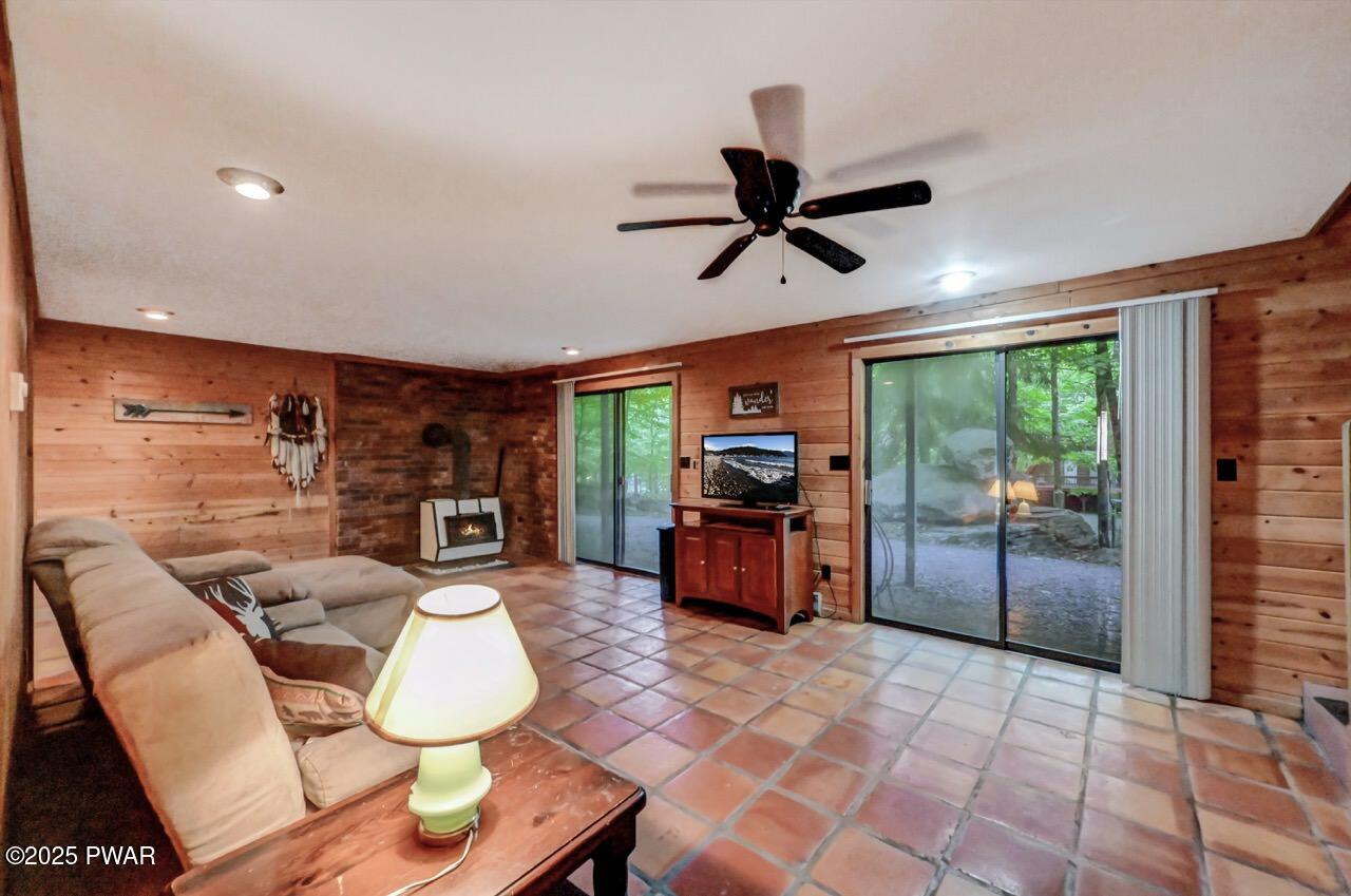 24 Lakewood Drive, Lake Ariel, Pennsylvania image 45