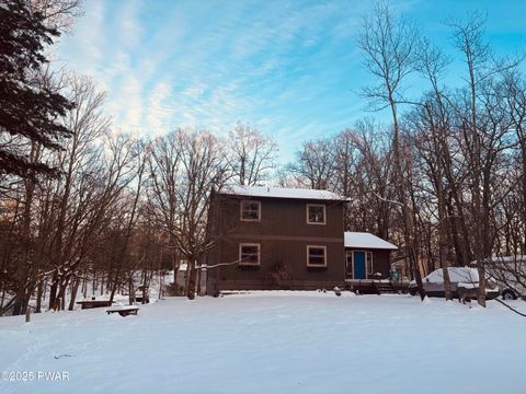 Homes For Sale - 109 Buck Run Drive<br/> Milford, PA 18337