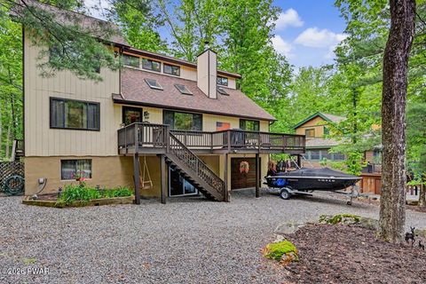 Homes For Sale - 12 Underwood Lane<br/> Lake Ariel, PA 18436