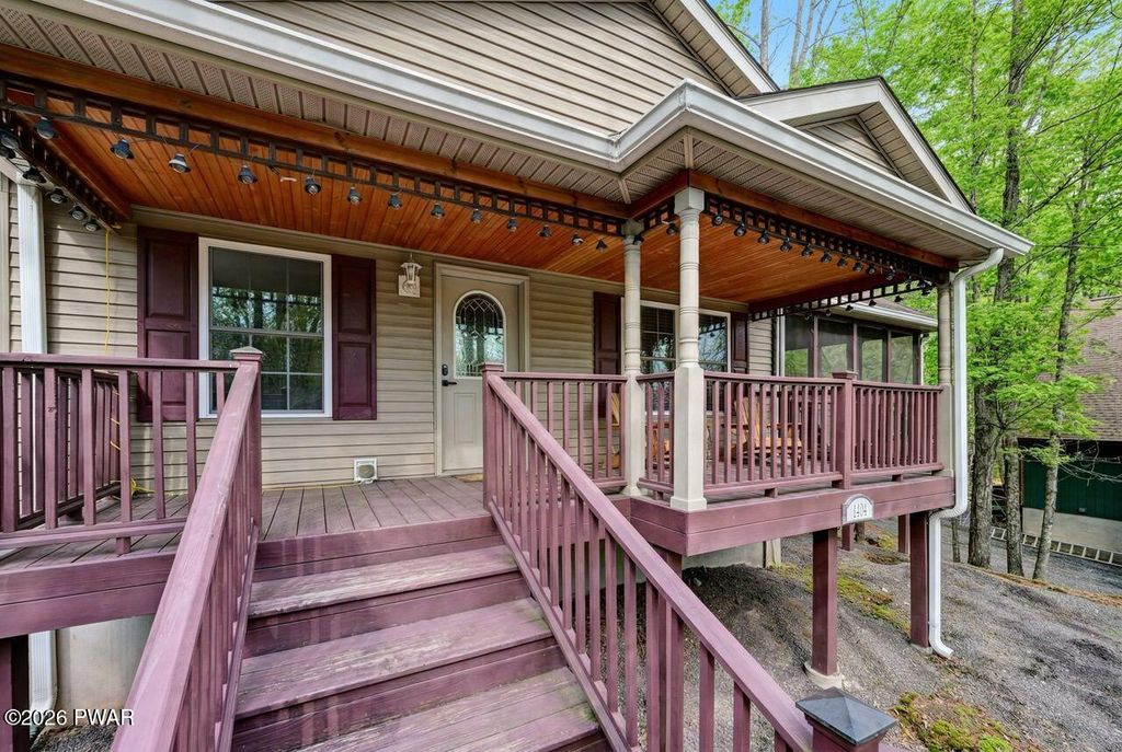 Photo of 30 Woodview Terrace, Lake Ariel, PA 18436 (MLS # PW260896)