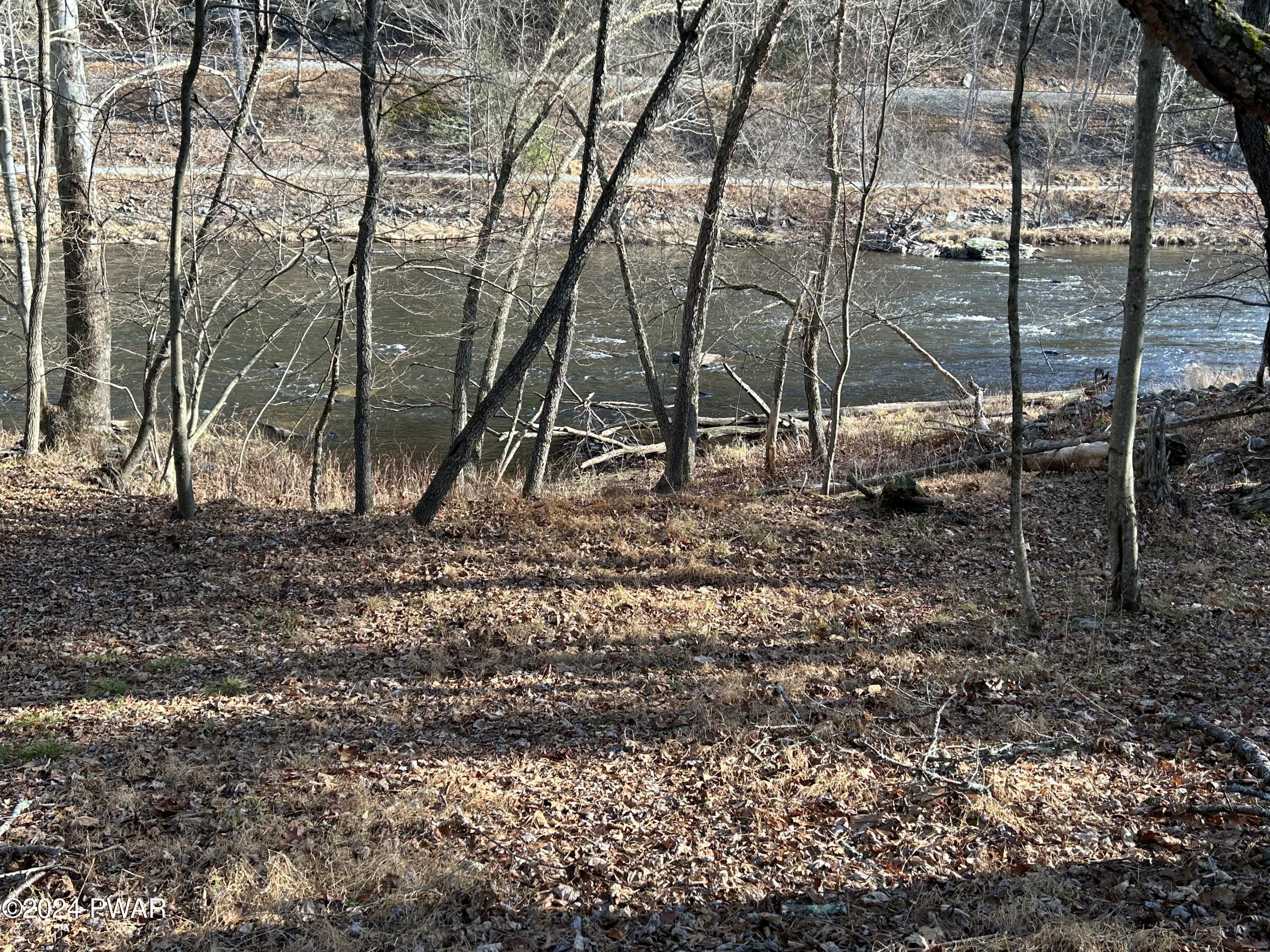 Township Road, Lackawaxen, Pennsylvania image 7