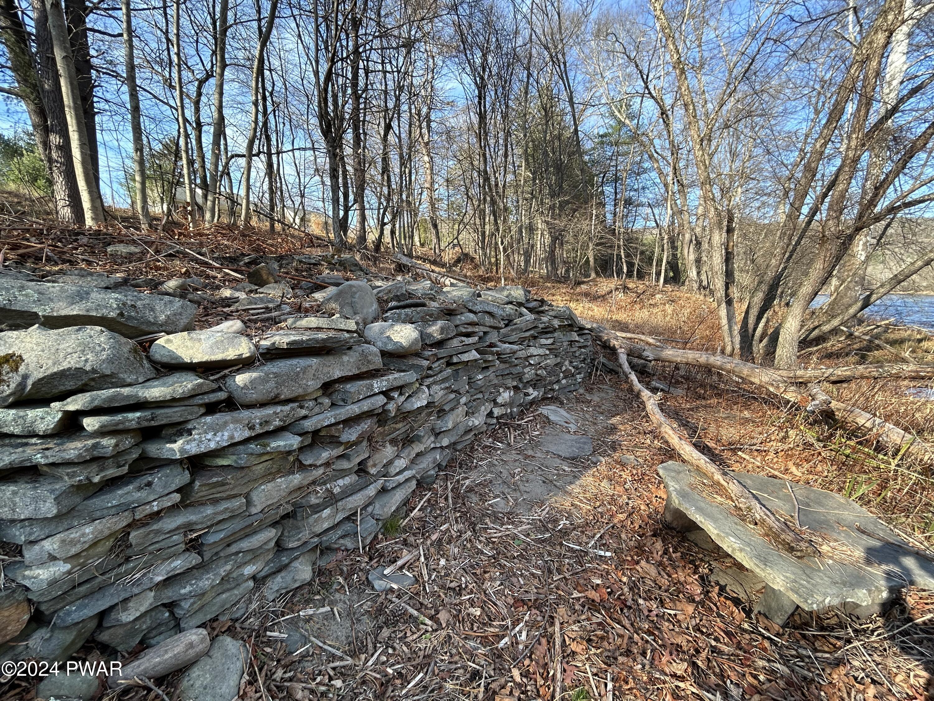 Township Road, Lackawaxen, Pennsylvania image 25