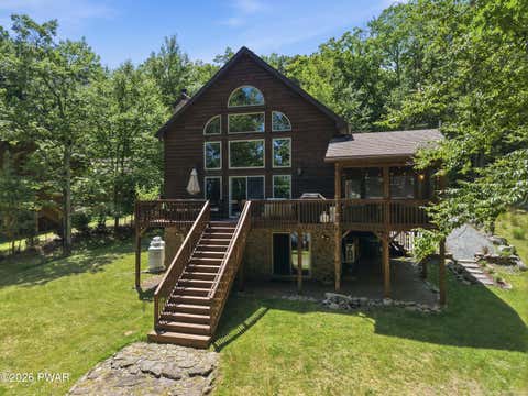 Homes For Sale - 208 Fawn Lake Drive<br/> Hawley, PA 18428