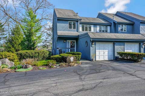 Townhouse For Sale - 149 Bennett Avenue #UNIT A<br/> Pike County, Milford, PA 18337