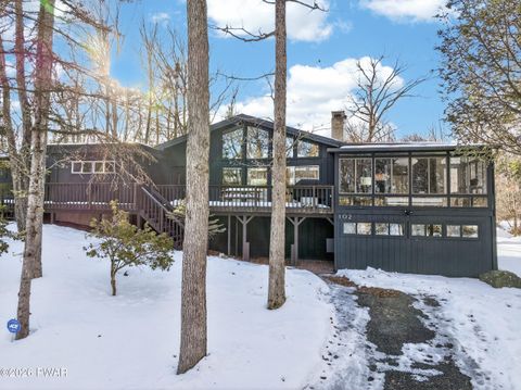 Homes For Sale - 102 Water Lily Terrace<br/> Milford, PA 18337