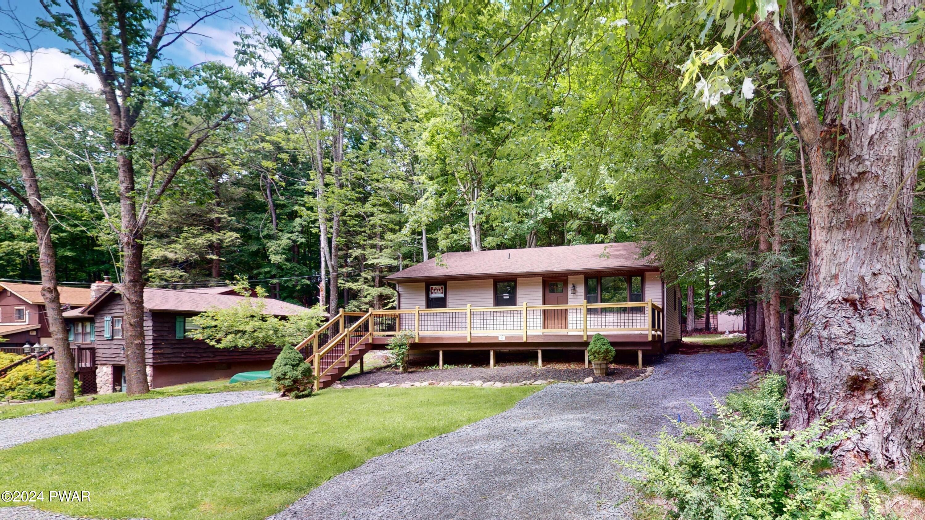 40 Honey Bear Road, Lake Ariel, Pennsylvania image 1