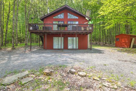 Homes For Sale - 2894 S Fairway Drive<br/> Wayne County, Lake Ariel, PA 18436