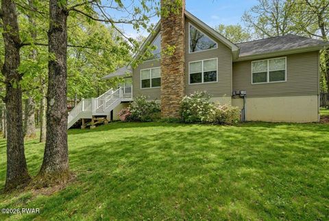 Photo of 127 Robin Way, Lackawaxen, PA 18435 (MLS # PW260446)