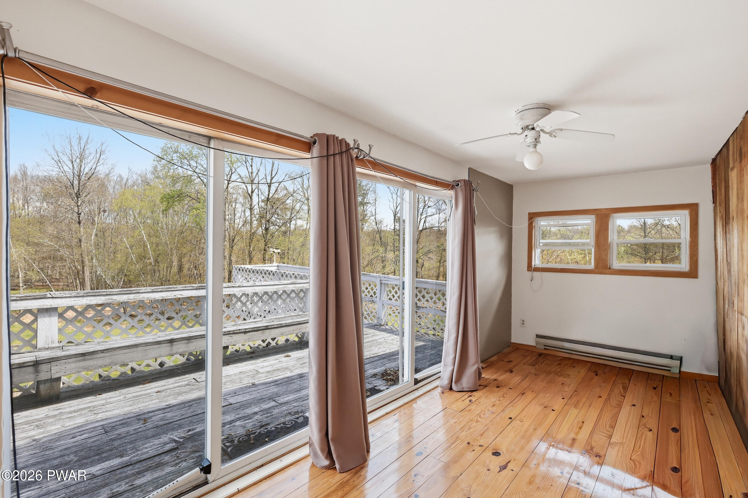 Milford, Pennsylvania, 18337, United States, 3 Bedrooms Bedrooms, ,3 BathroomsBathrooms,Residential,Active,2045032