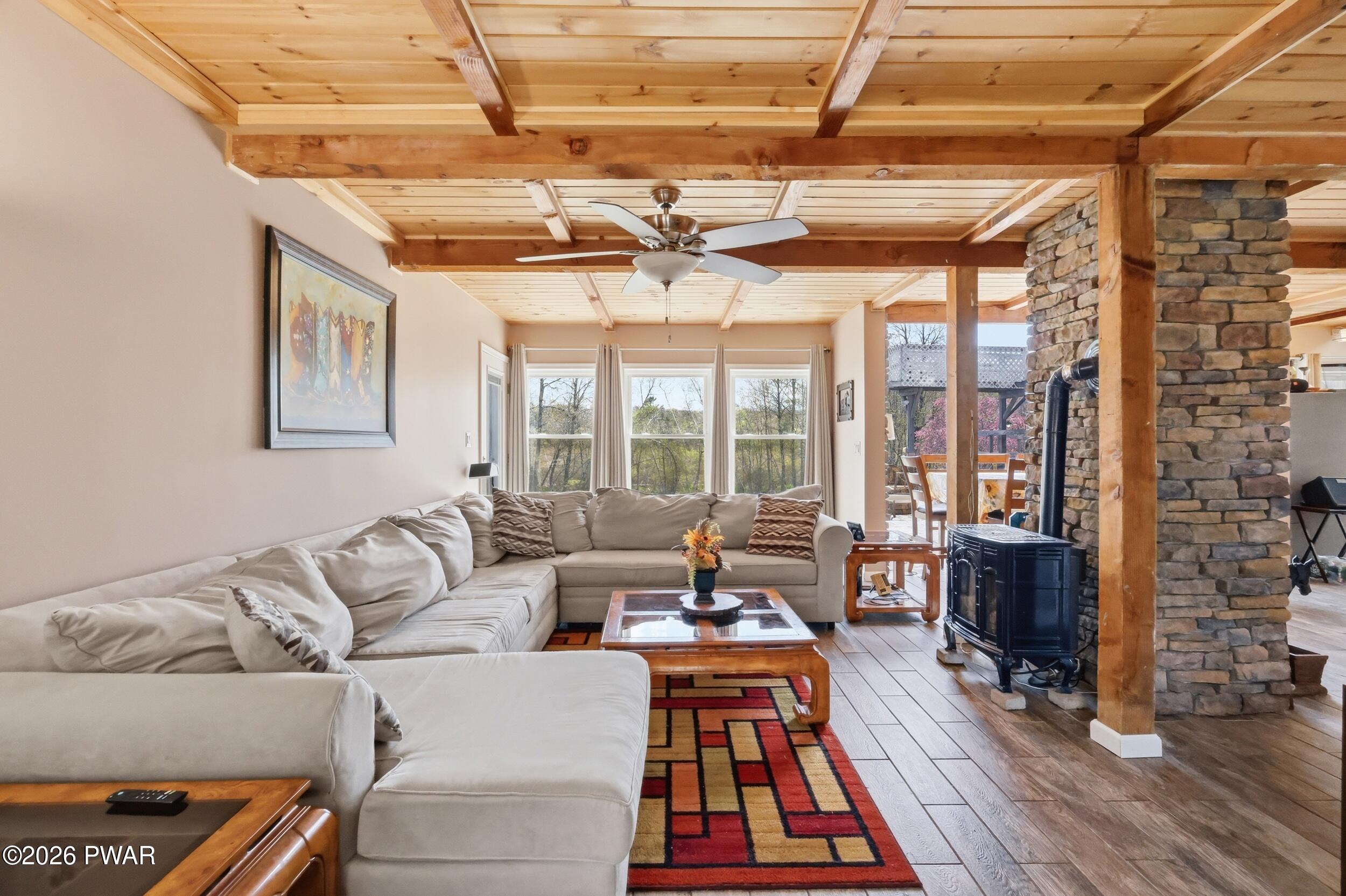 Milford, Pennsylvania, 18337, United States, 3 Bedrooms Bedrooms, ,3 BathroomsBathrooms,Residential,Active,2045032