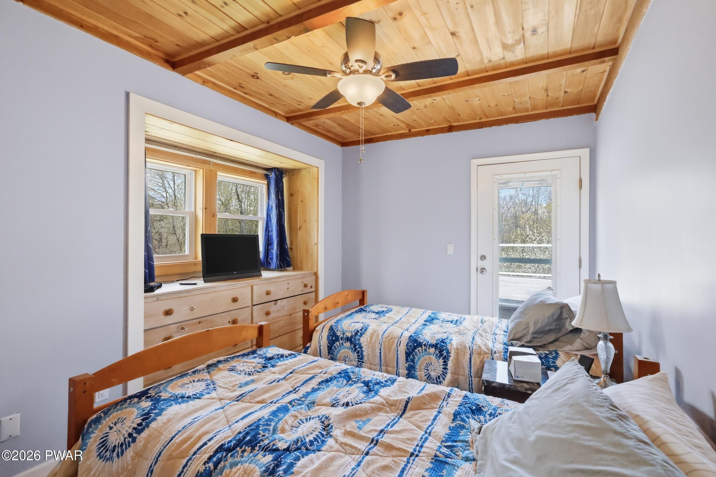 Milford, Pennsylvania, 18337, United States, 3 Bedrooms Bedrooms, ,3 BathroomsBathrooms,Residential,Active,2045032