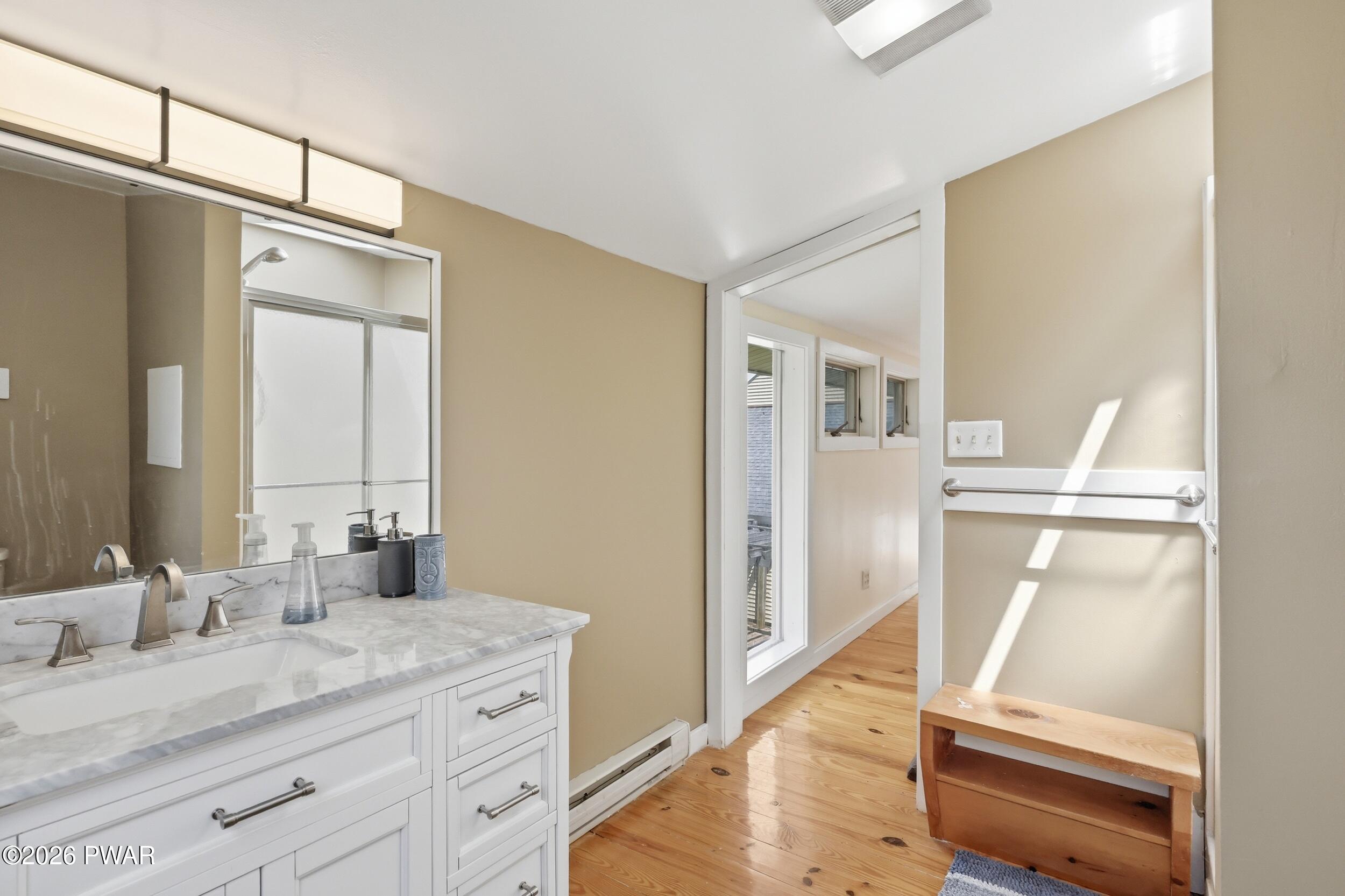 Milford, Pennsylvania, 18337, United States, 3 Bedrooms Bedrooms, ,3 BathroomsBathrooms,Residential,Active,2045032