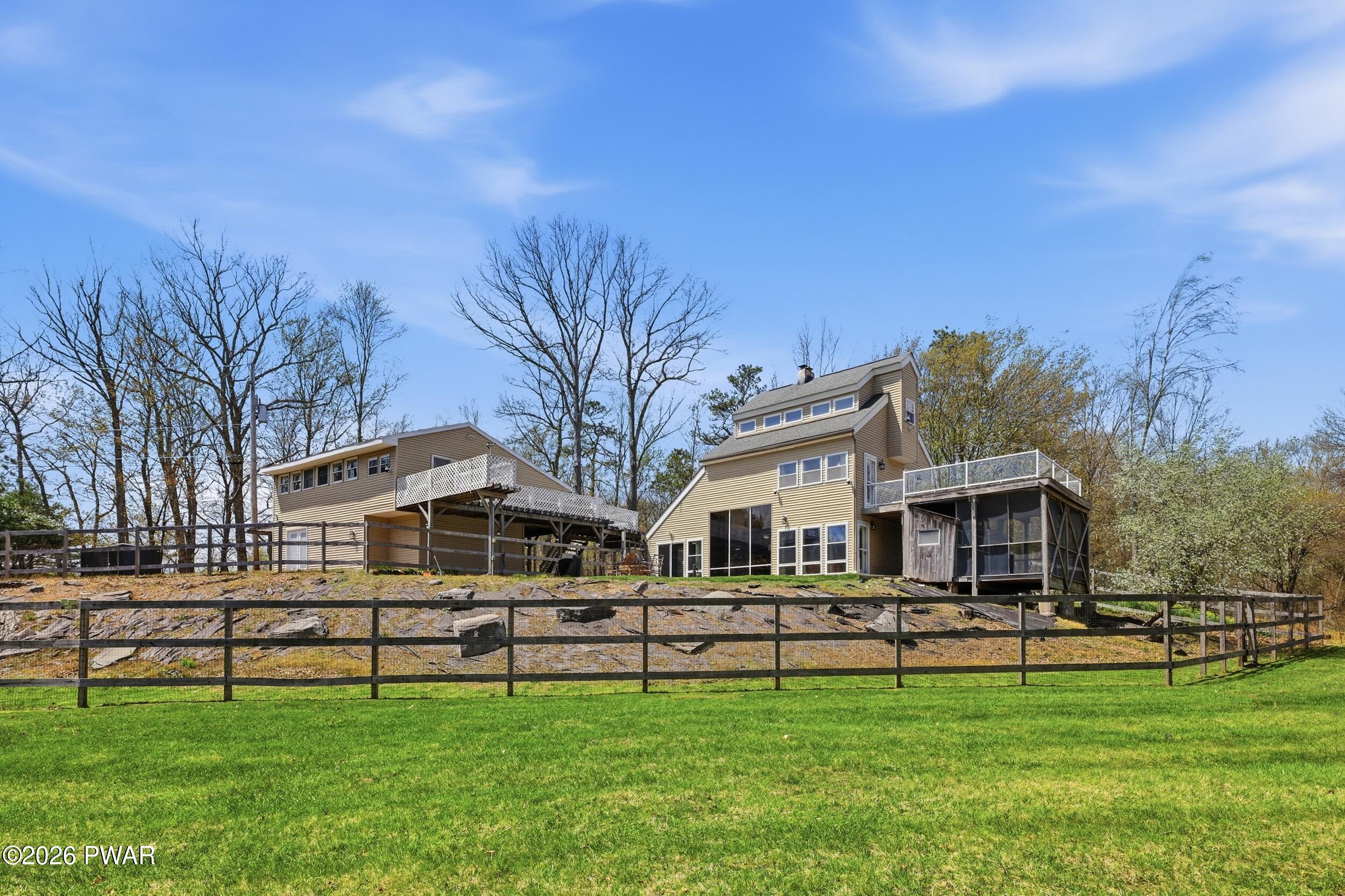 Milford, Pennsylvania, 18337, United States, 3 Bedrooms Bedrooms, ,3 BathroomsBathrooms,Residential,Active,2045032