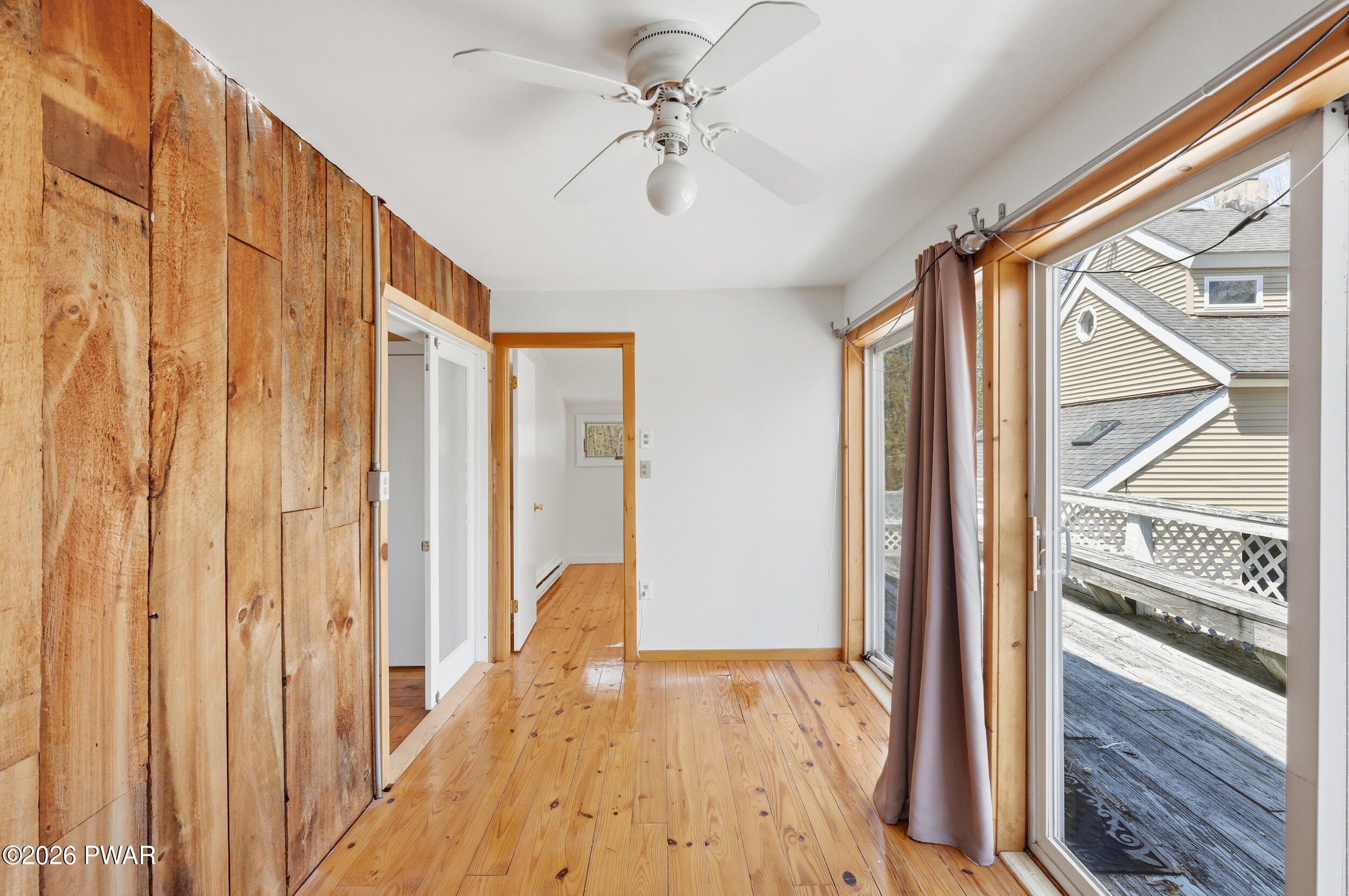 Milford, Pennsylvania, 18337, United States, 3 Bedrooms Bedrooms, ,3 BathroomsBathrooms,Residential,Active,2045032