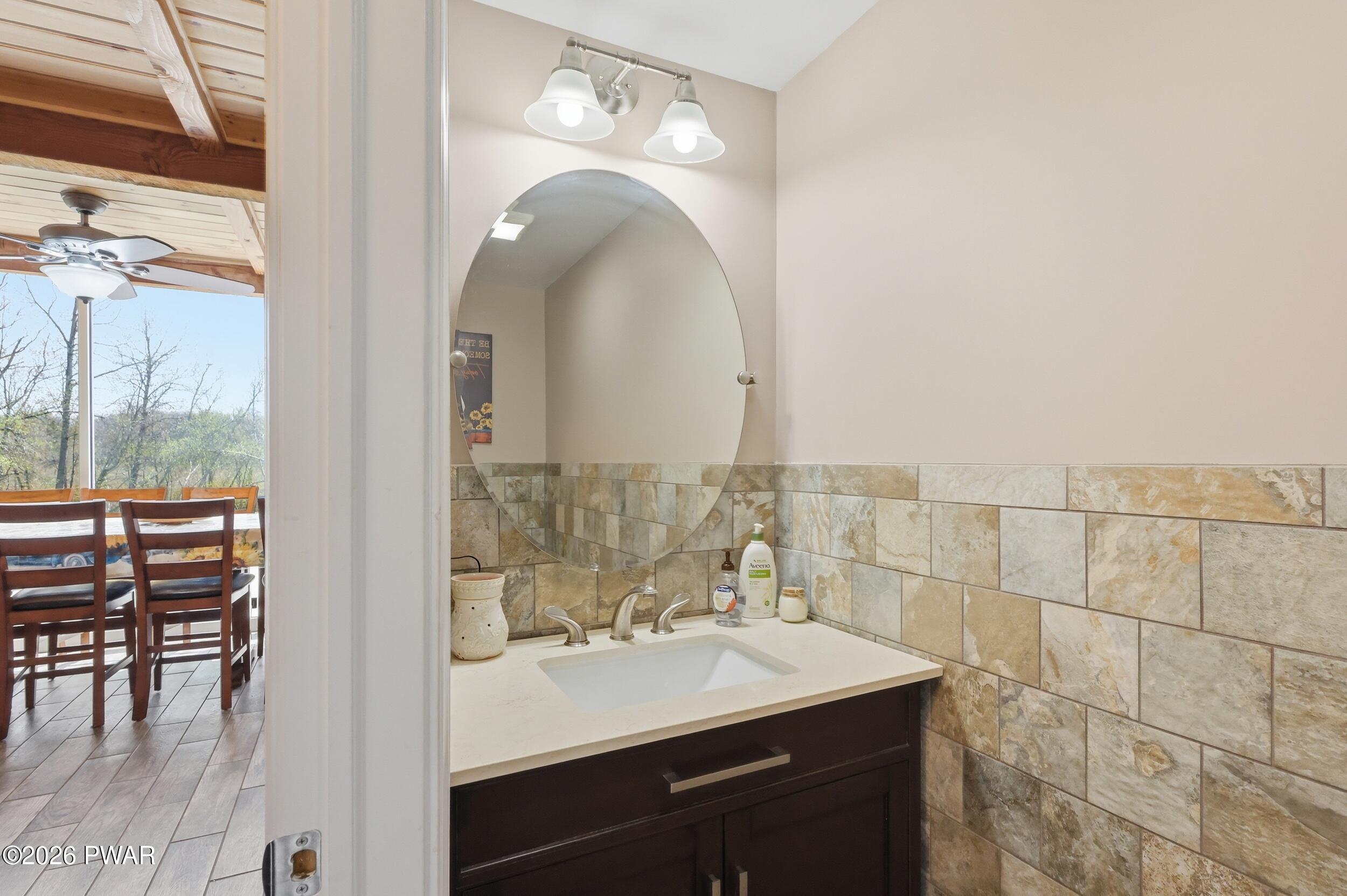 Milford, Pennsylvania, 18337, United States, 3 Bedrooms Bedrooms, ,3 BathroomsBathrooms,Residential,Active,2045032