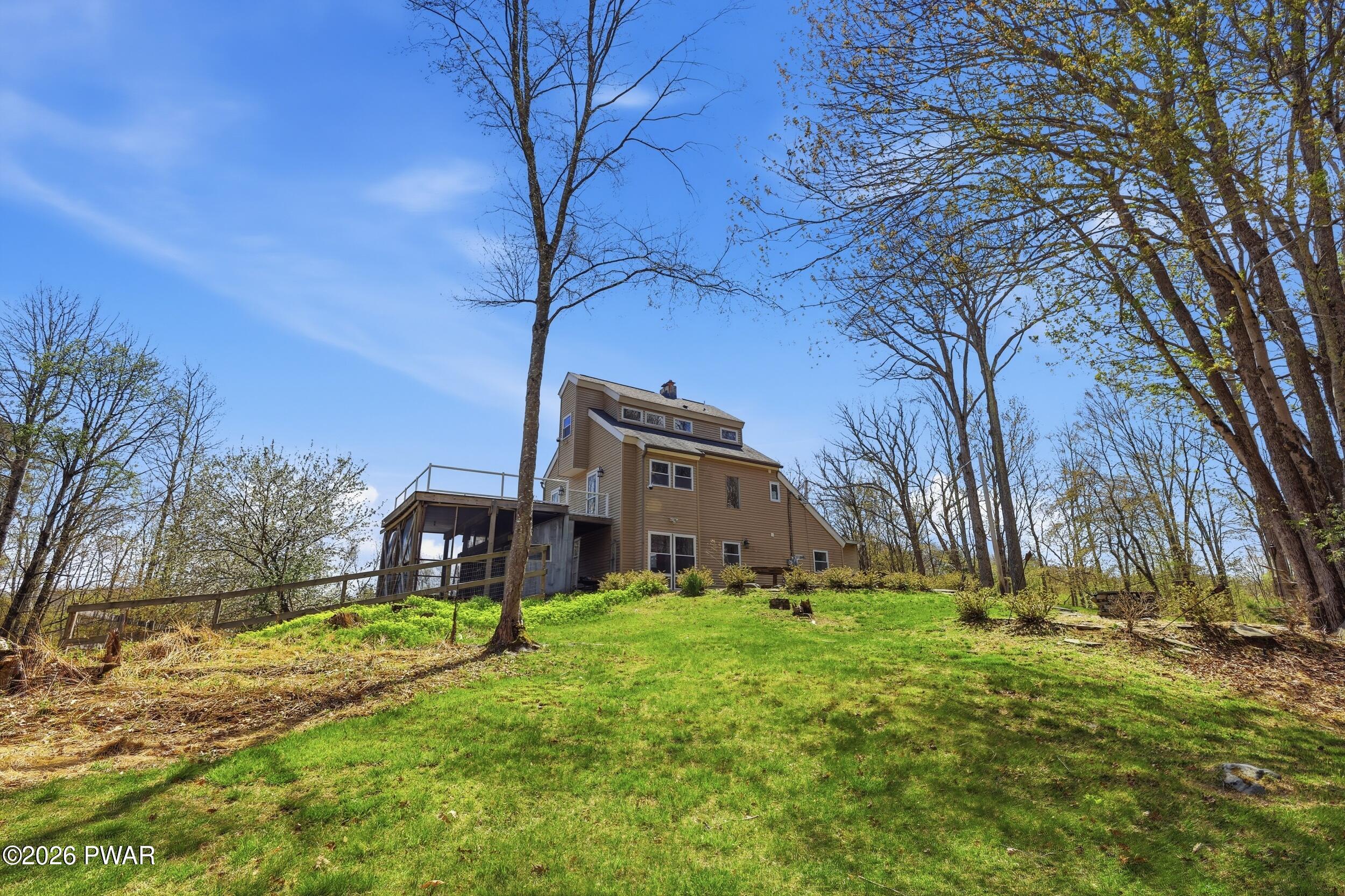 Milford, Pennsylvania, 18337, United States, 3 Bedrooms Bedrooms, ,3 BathroomsBathrooms,Residential,Active,2045032