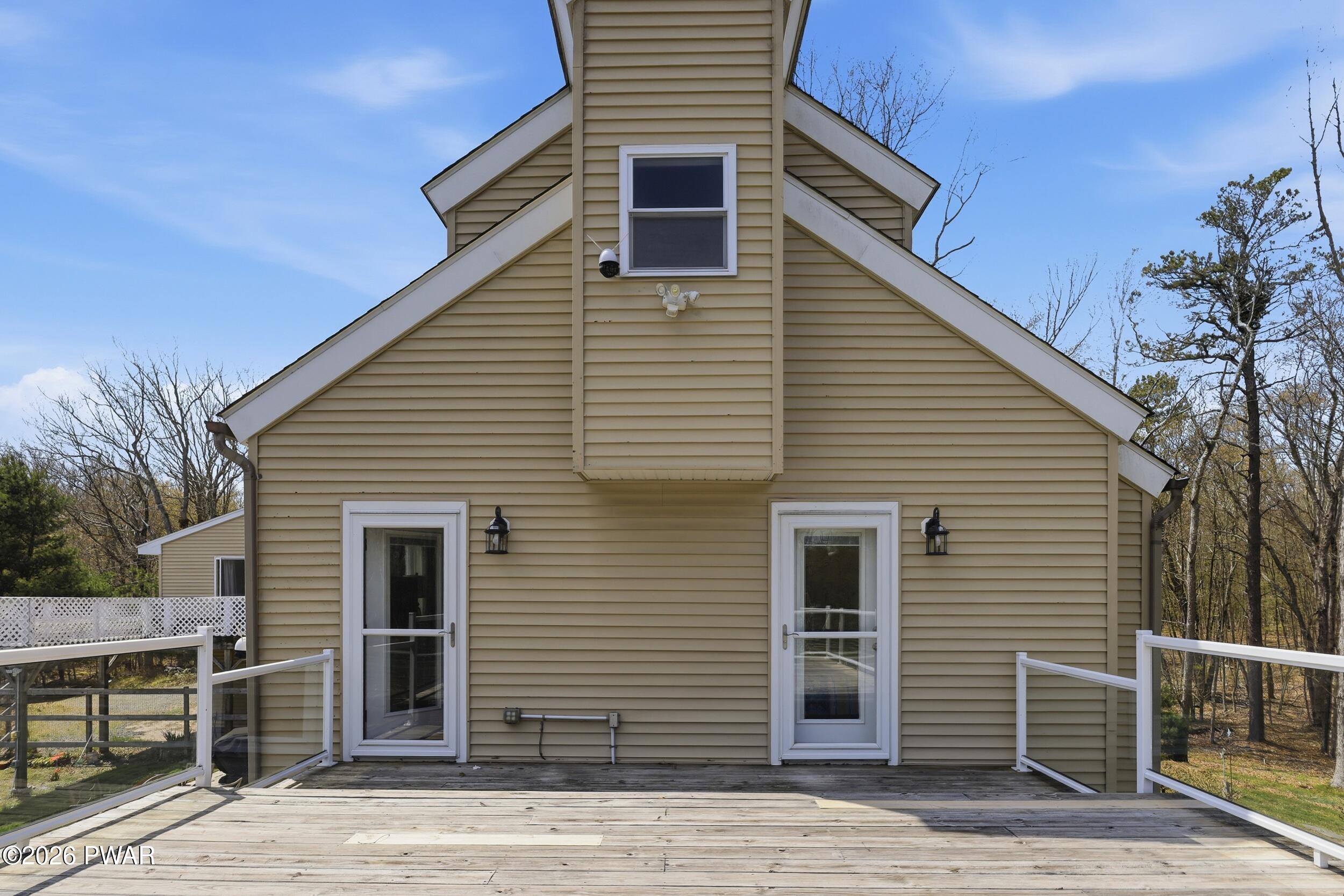 Milford, Pennsylvania, 18337, United States, 3 Bedrooms Bedrooms, ,3 BathroomsBathrooms,Residential,Active,2045032
