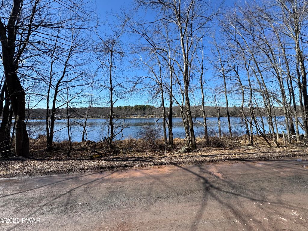 Photo of 4 Forever Green Road Road, Lakeville, PA 18438 (MLS # PW260755)