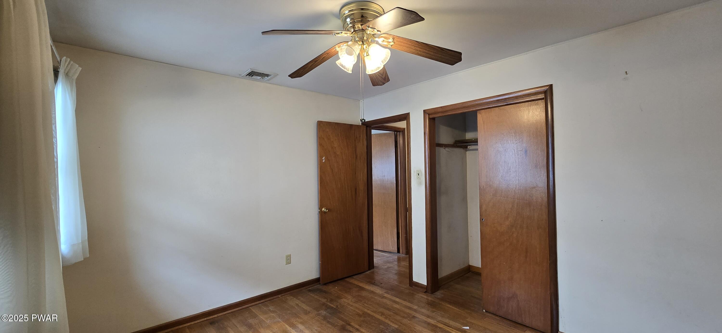 West Pittston, Pennsylvania 18643, United States, 3 Bedrooms Bedrooms, ,1 BathroomBathrooms,Residential,Pending,142112