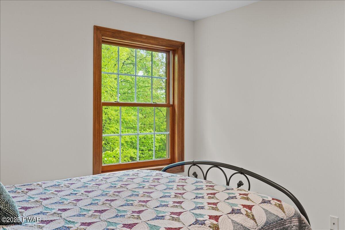 127 Timber Lake Drive, Canadensis, Pennsylvania image 37