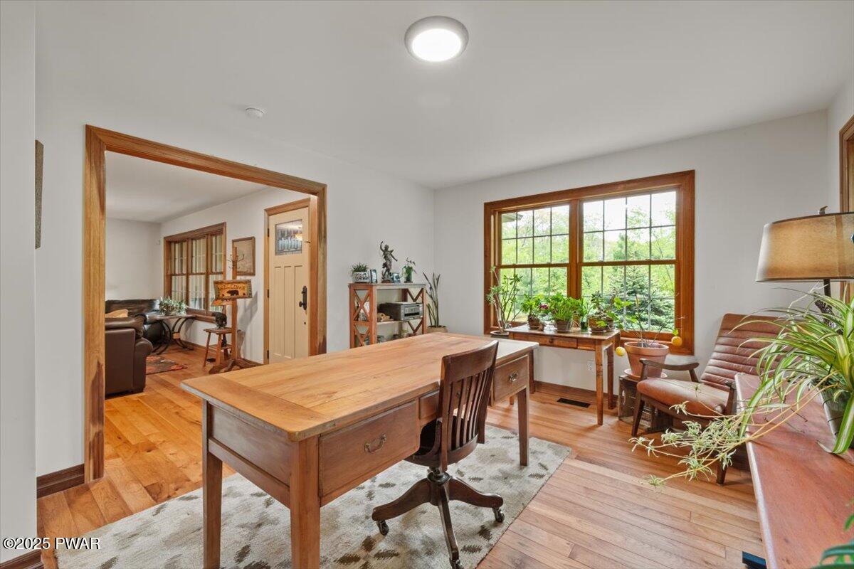 127 Timber Lake Drive, Canadensis, Pennsylvania image 7