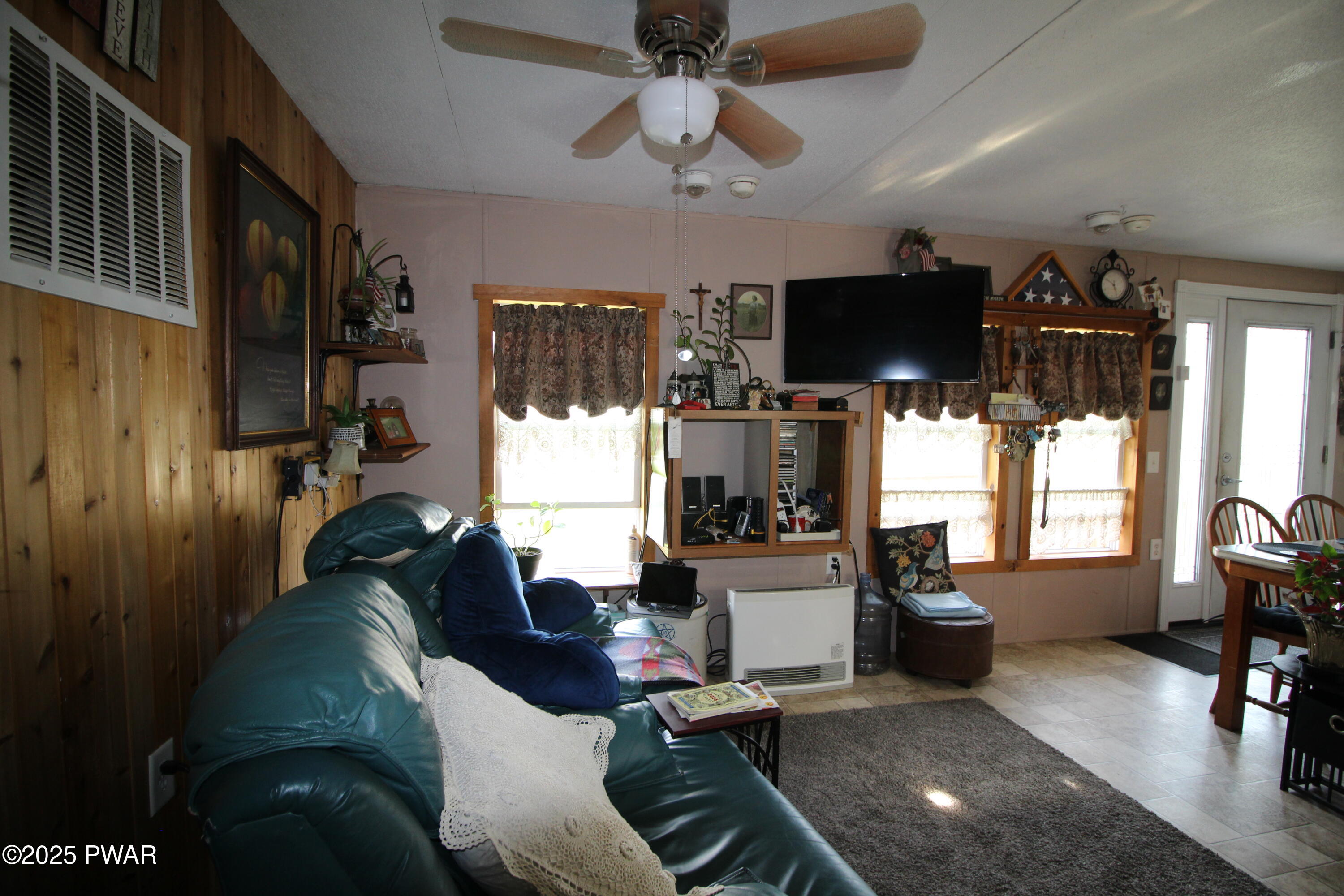 123 Buckingham Heights, Moscow, Pennsylvania image 3